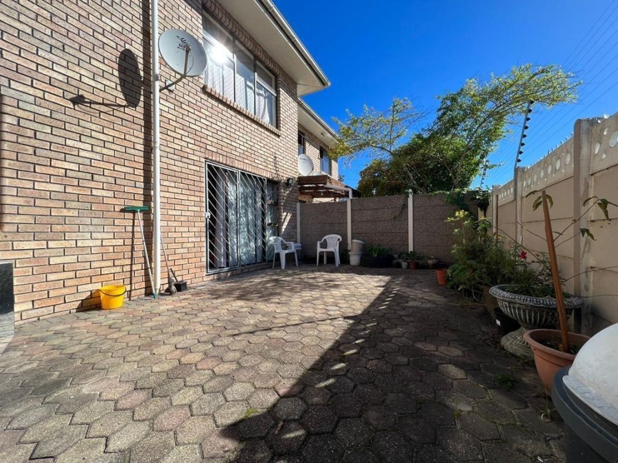 To Let 2 Bedroom Property for Rent in George South Western Cape